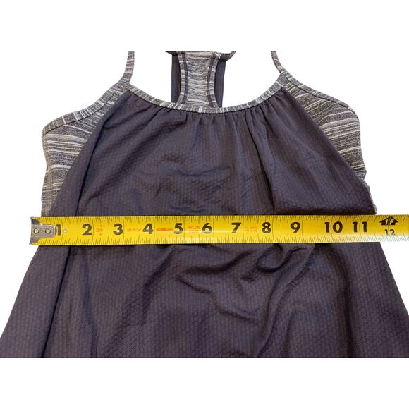 Lululemon Gray Racerback Tank Top with built in sports bra size 4 - EUC - Picture 6 of 7